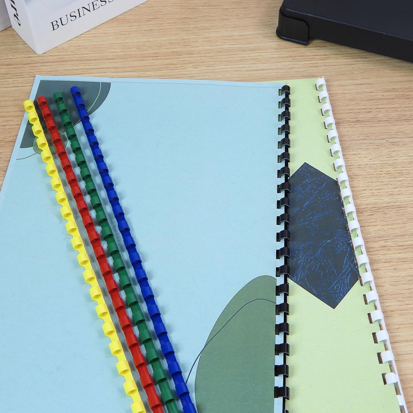 Rayson CR-8-100-M Plastic Binding Combs 5/16in. 21-Ring, 40-Sheet Capacity, Colorful Comb Binding Spines, Max. Binding A4 Size Paper (8.3"×11.7"), Box of 100