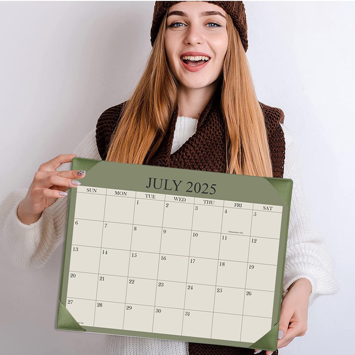 Desk Calendar 2025-2026 with Desktop Mat, 18 Month Small Desk Pad Calendar from September 2025 to December 2026, 8.5" x 11" Desk Pad Calendar 2025-2026 for Home, School Office, Cyan