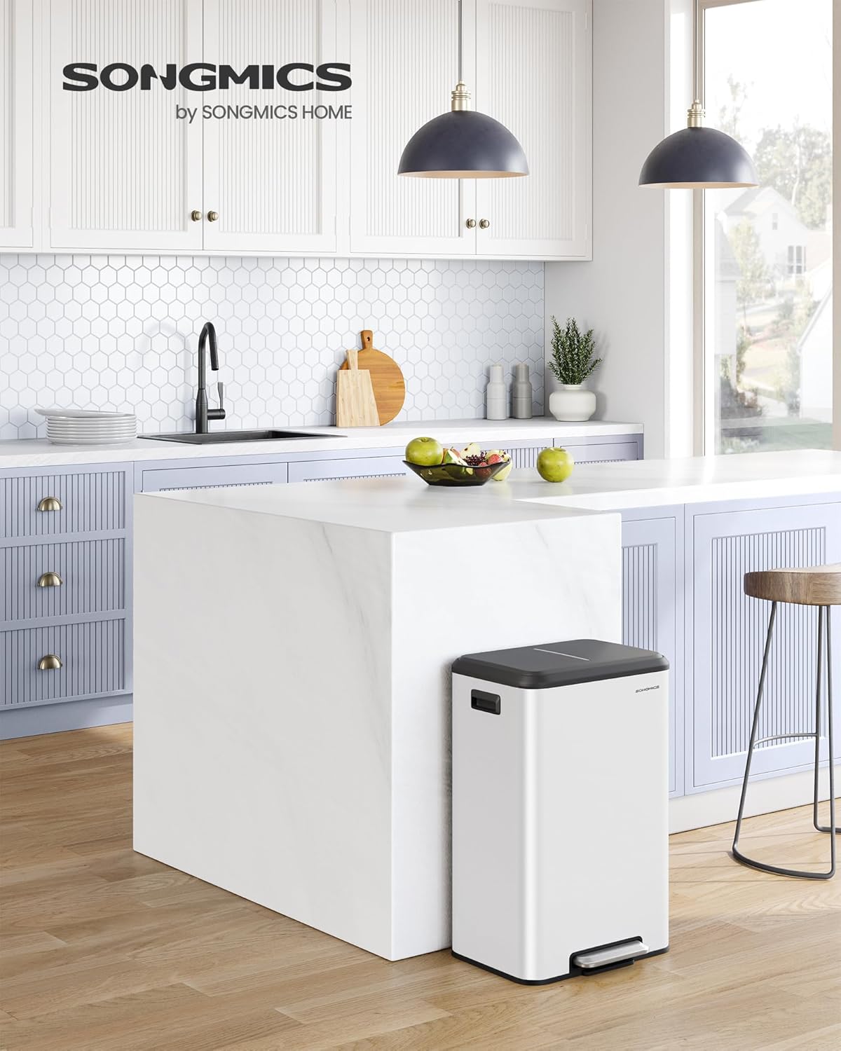 SONGMICS Kitchen Trash Can, 10.5-Gallon (40L) Garbage Can with Lid and Wide Foot Pedal, Soft Close and Stays Open, White ULTB541W40
