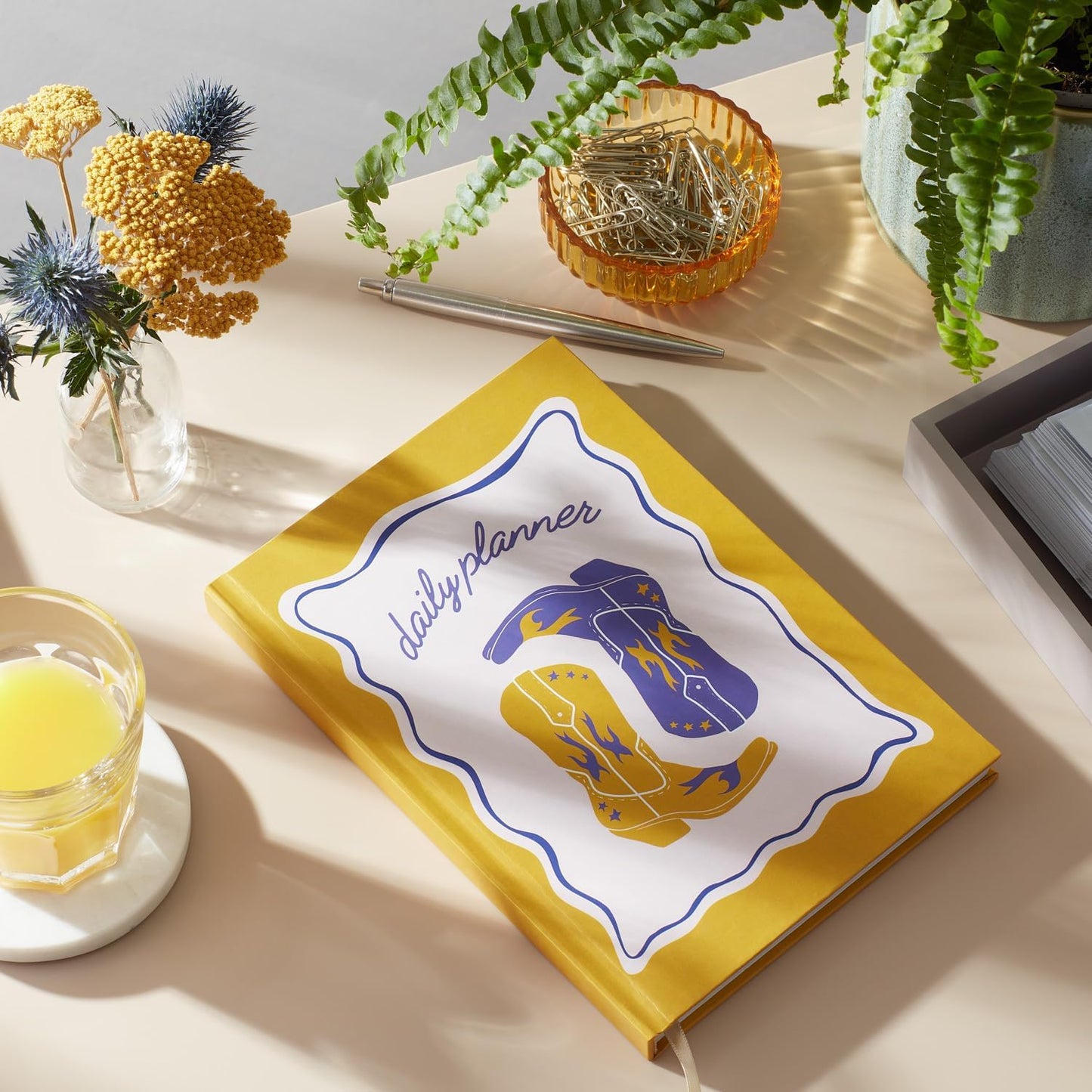 Yop & Tom Undated Daily Planner (A5) - Productivity Planner - Weekly and Daily Organizer with Time Slots - Cowboy Boots