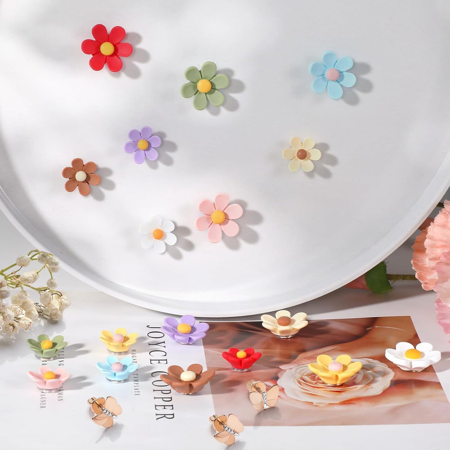 18Pcs Flower Magnets, 9 Colors Cute Magnet, Flower Magnets for Fridge, Resin Decorative Magnet,3D Flowers Magnet for Refrigerator Office Kitchen Locker(9 Small+9 Medium)
