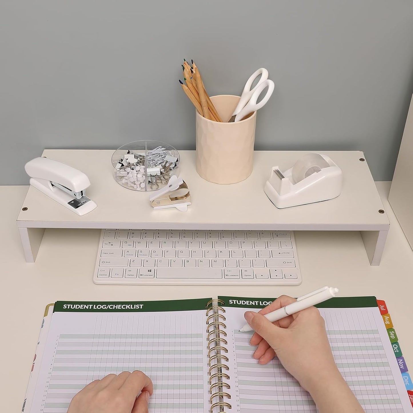 SKYDUE White Office Supplies Set, Desk Accessories, Stapler, Tape Dispenser, Scissors, Binder/Paper Clips and 1000pcs Staples, Office Decor for Women