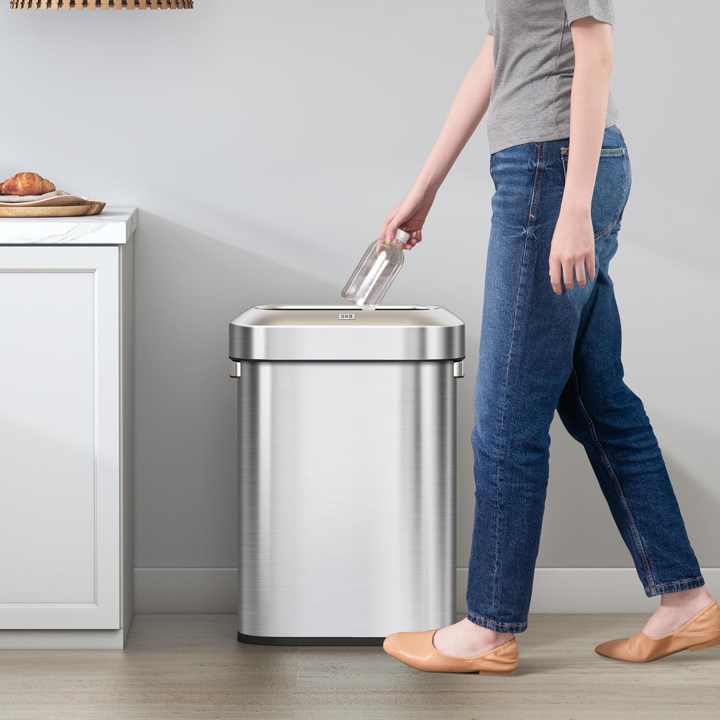 EKO Urban 16 Gallon/60 Liter Open Top Stainless Steel Slim Commercial Trash Can, Tall Kitchen Trash Bin, Heavy-Duty Commercial Grade Large Garbage Bin for Home, Office, Hotel, Cafe, Restaurant, Dorm