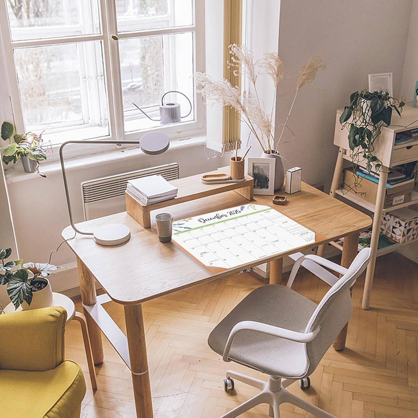 Desk Calendar 2025-2026 with Desk Mat – 22" x 17" Large Desk Pad Calendar Runs From Sep 2025 to Dec 2026, Floral Design Desktop Calendar for Home, Office