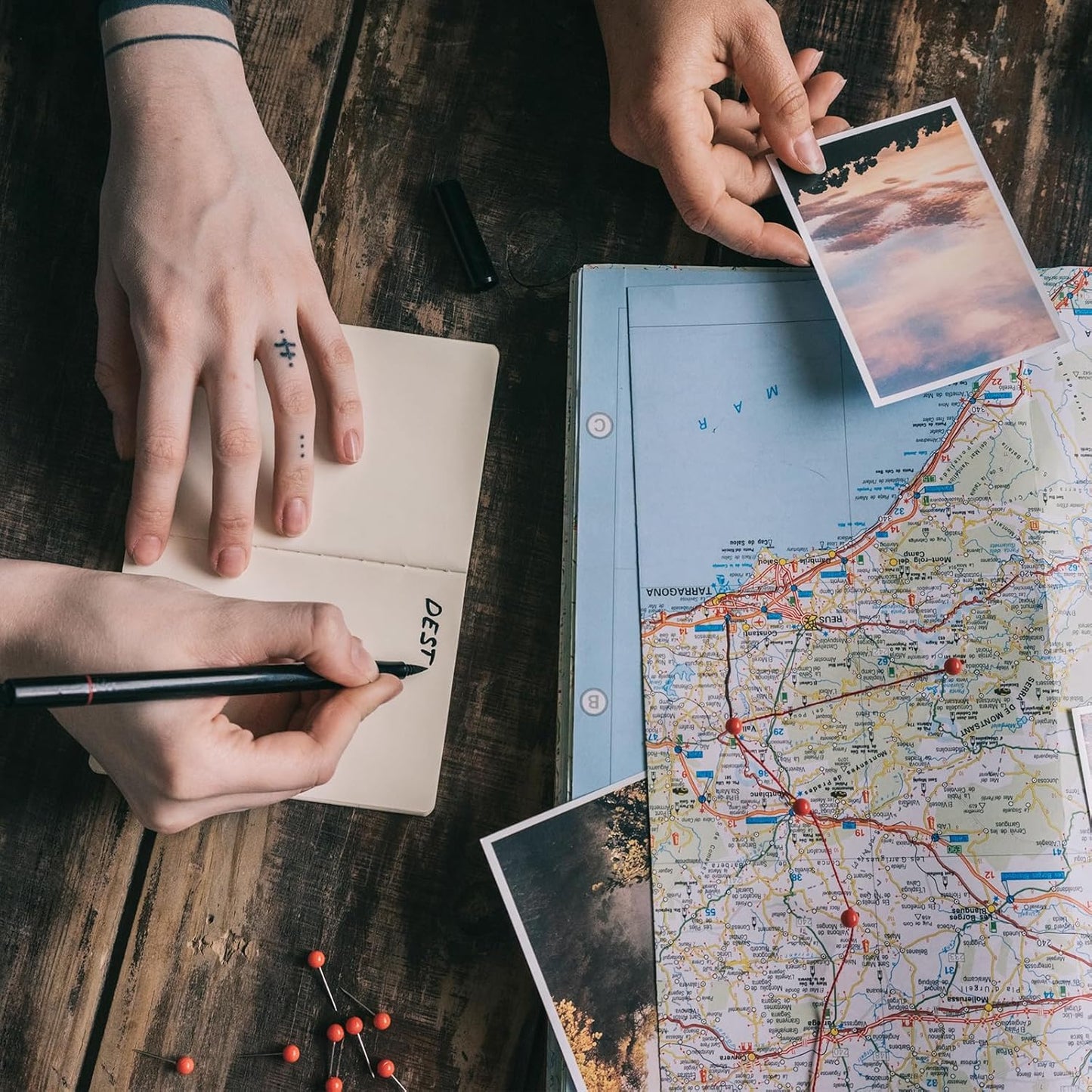 uxcell 400 Pcs Push Pins, Map Thumb Tacks 4mm Round Head Decorative Push Pins for Bulletin Board Home Office Travel Wall DIY Crafts Map Photo, Bronze